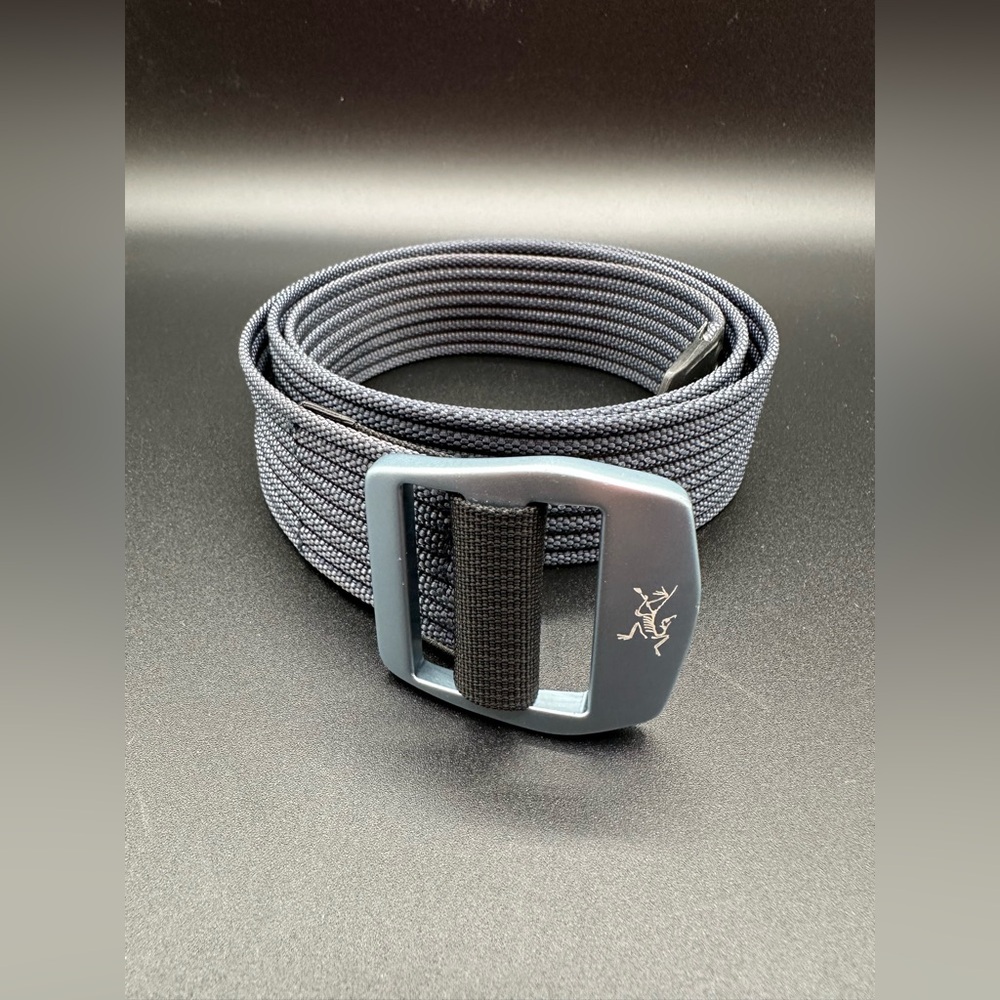 Arc'teryx Gray Woven Belt – Size Medium, Lightweight Performance, EUC !!